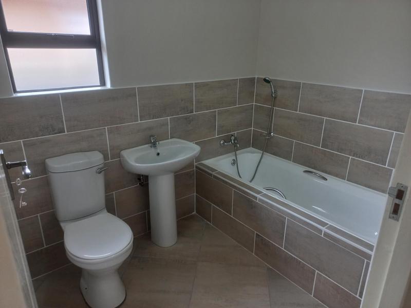 2 Bedroom Property for Sale in Queenstown Central Eastern Cape